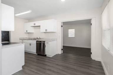 Main picture of 6011 67th Ave N