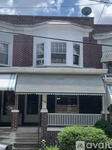 Main picture of 1746 1/2 W Union St