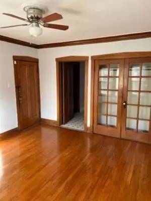 Main picture of 6040 W Wabansia Ave