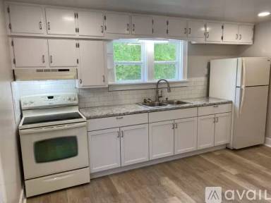 Main picture of 932 Alabama Ave