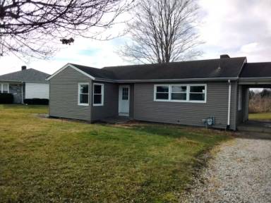 Main picture of 107 Lakeview Dr
