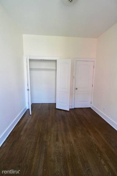 Main picture of 104 Perry St