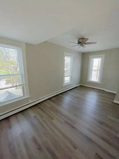 Main picture of 2324 W 32nd Ave