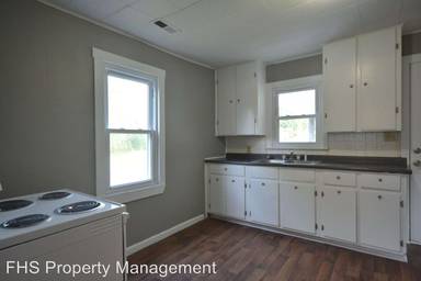 Main picture of 2855 W Walnut St