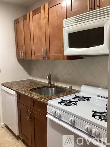 Main picture of 18 Wildwood Gdns