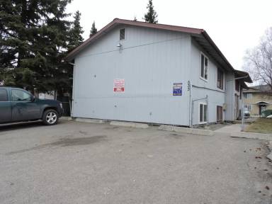 Main picture of 533 Price St