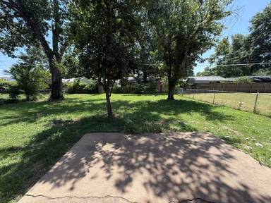 Main picture of 504 Highland Dr