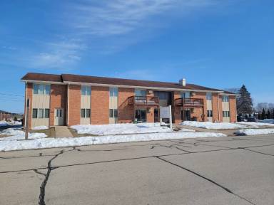 Main picture of 104 Sycamore Dr