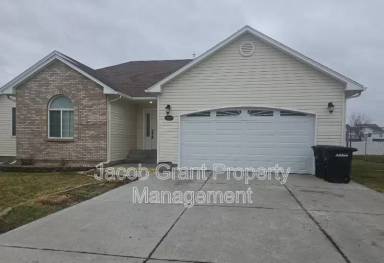 Main picture of 3030 Devonwood Dr