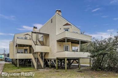 Main picture of 1266 W Ocean View Ave