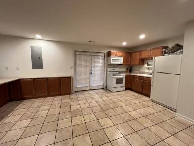 Main picture of 245 Old Mill Rd