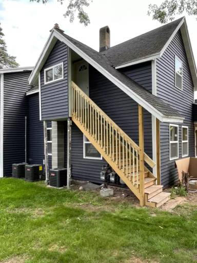 Main picture of 806 S Clay St