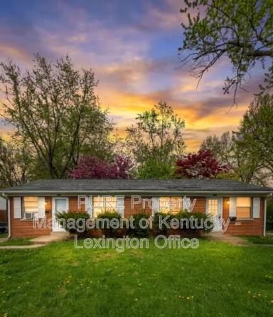 Main picture of 615 Silverleaf Dr