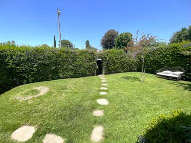 Main picture of 6954 Encino Ave