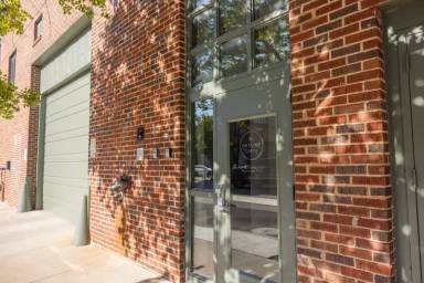 Main picture of 107 N Detroit Ave