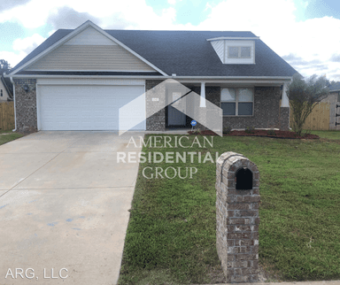 Main picture of 112 Harvick Cir