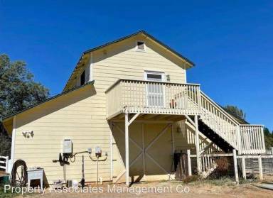 Main picture of 17523 Blum Rd