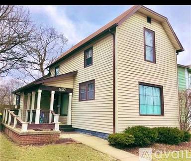 Main picture of 927 Lincoln St