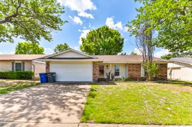 Main picture of 624 Shadyglen Dr