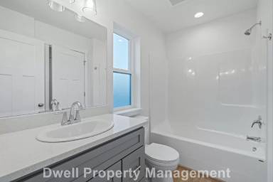 Main picture of 2202 Dejong Dr