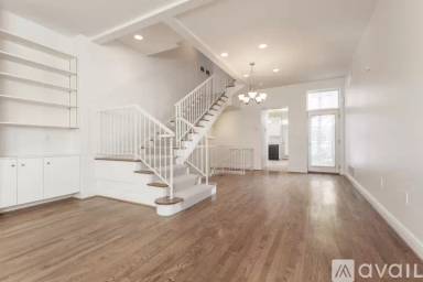Main picture of 326 Hailman St