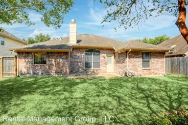 Main picture of 4203 Seminole Dr