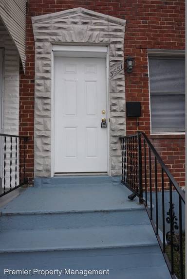 Main picture of 3651 Dudley Ave