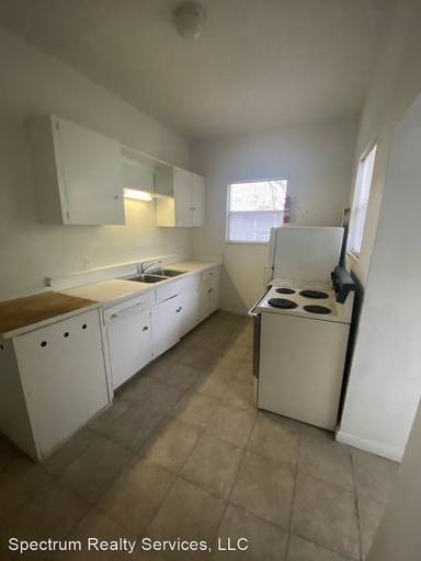 Main picture of 2604 Post St