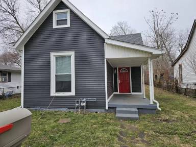 Main picture of 526 W 2nd St