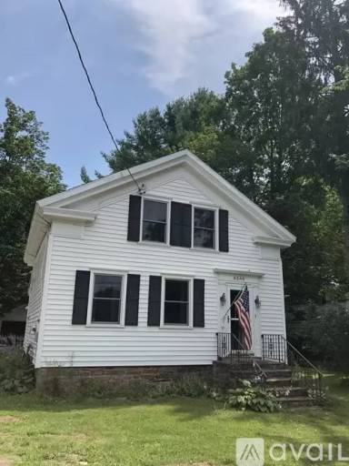 Main picture of 9246 Main St