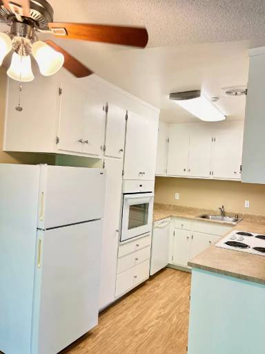 Main picture of 1705 Carmel Dr