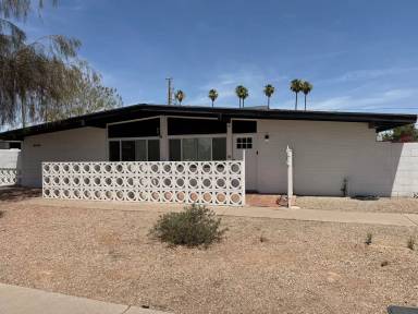 Main picture of 6644 E Earll Dr