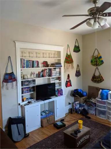 Main picture of 2745 Bloomington Ave