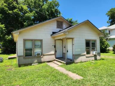 Main picture of 227 N Hope St