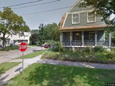 Main picture of 829 Park St SW