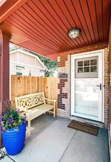 Main picture of 3767 Yates St