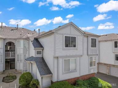 Main picture of 2910 Jesse Way