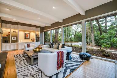 Main picture of 188 Knoll Pl