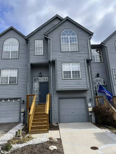 Main picture of 1825 Whites Ferry Pl