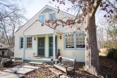 Main picture of 231 Nacoochee Ave