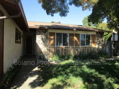 Main picture of 110 Oxford Ct