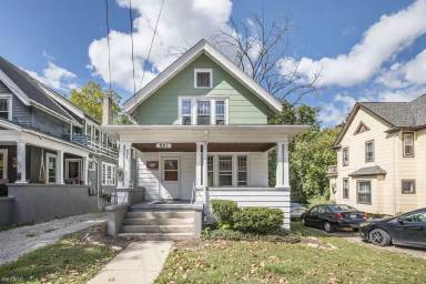 Main picture of 525 N Main St