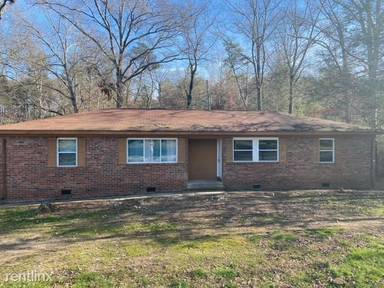 Main picture of 4728 Norcross Rd