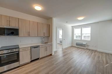 Main picture of 11 1st Ave