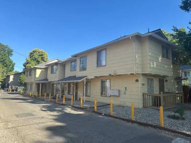 Main picture of 2117 9th St
