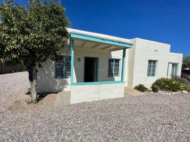 Main picture of 2537 2539 Columbus Blvd