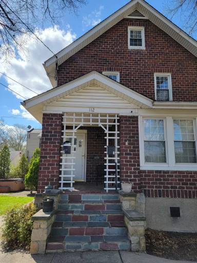 Main picture of 112 Shepherd Ave