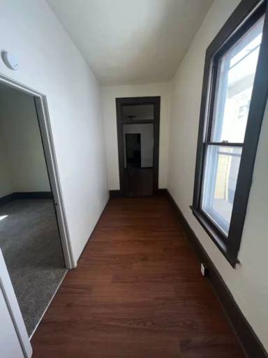 Main picture of 16 E Missouri St
