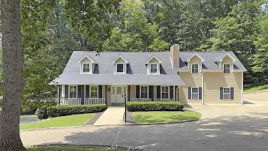 Main picture of 815 Shady Bluff Trl