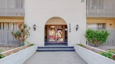 Main picture of Madeira Flats